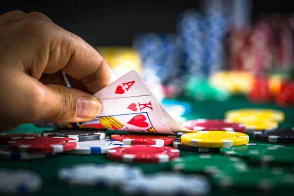 What Users Value in a uae betting site